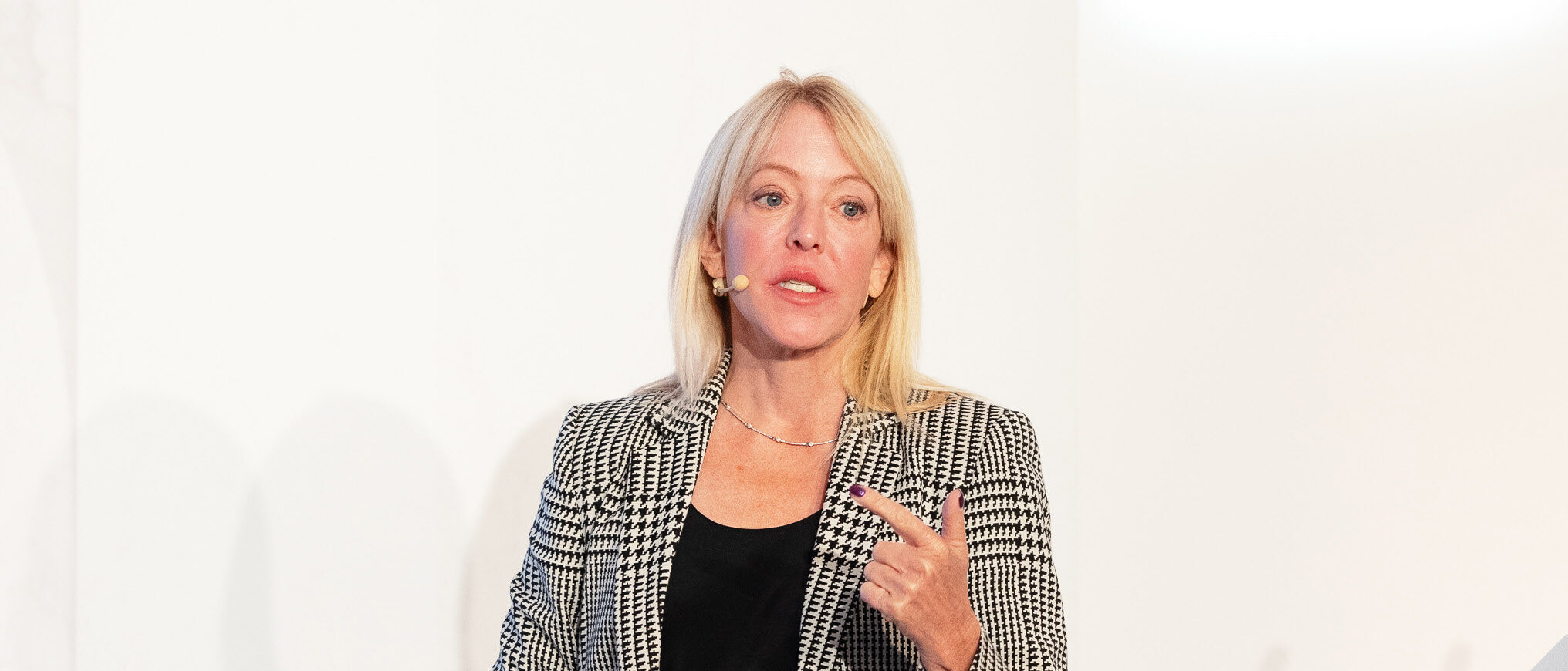 SOMAVAC® CEO Elizabeth Hoff Presents at LSI Europe: Technology Receives Enthusiastic Response